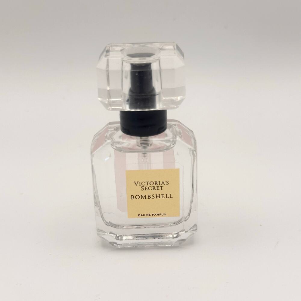 Victoria’s Secret Bombshell Mini Perfume Decorative Spray Bottle 7.5 ml NWOB